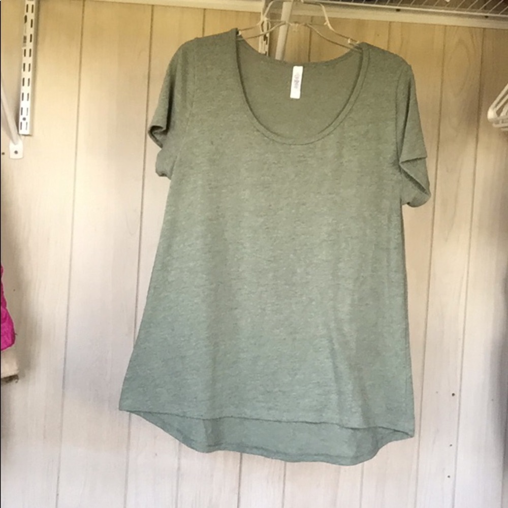 Lularoe top
